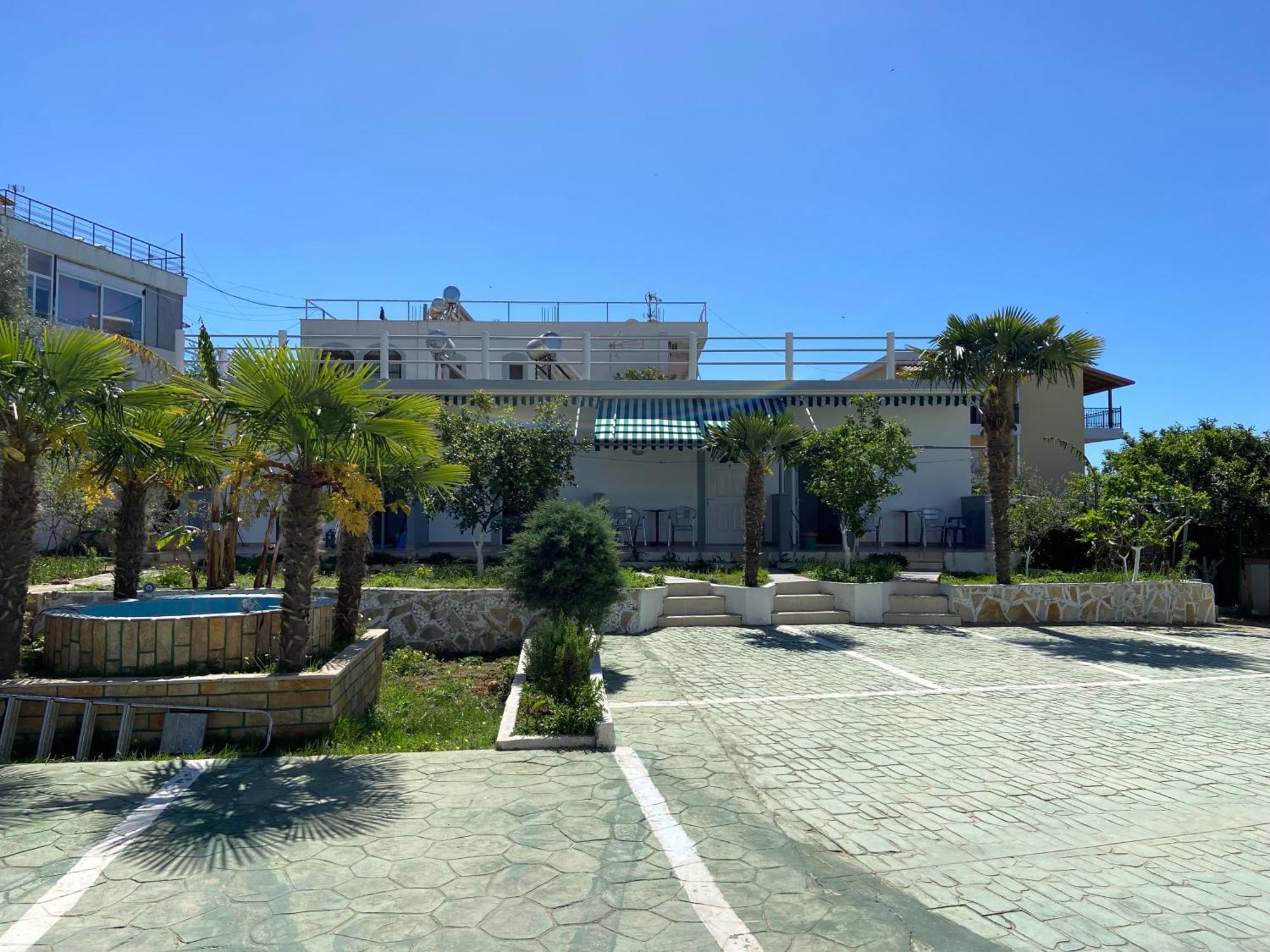 Yard Paradise Hotel 3*